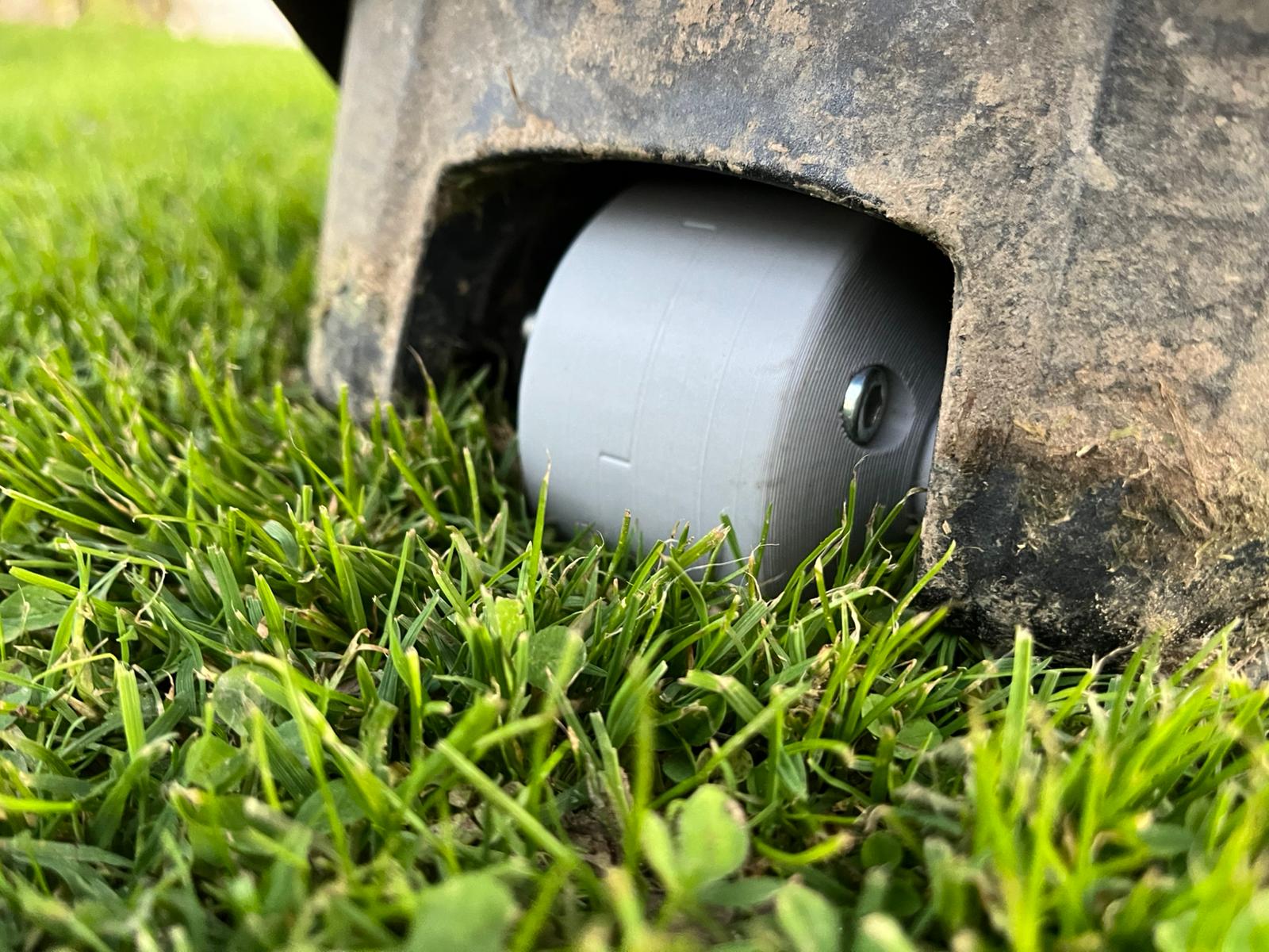 Ruota Posteriore Compatibile per Husqvarna Automower 105 - immagine 5