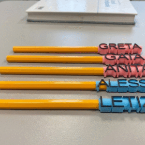 Coprimatita Personalizzato con Nome – Gommoso e Colorato – Accessorio Scuola Stampato in 3D